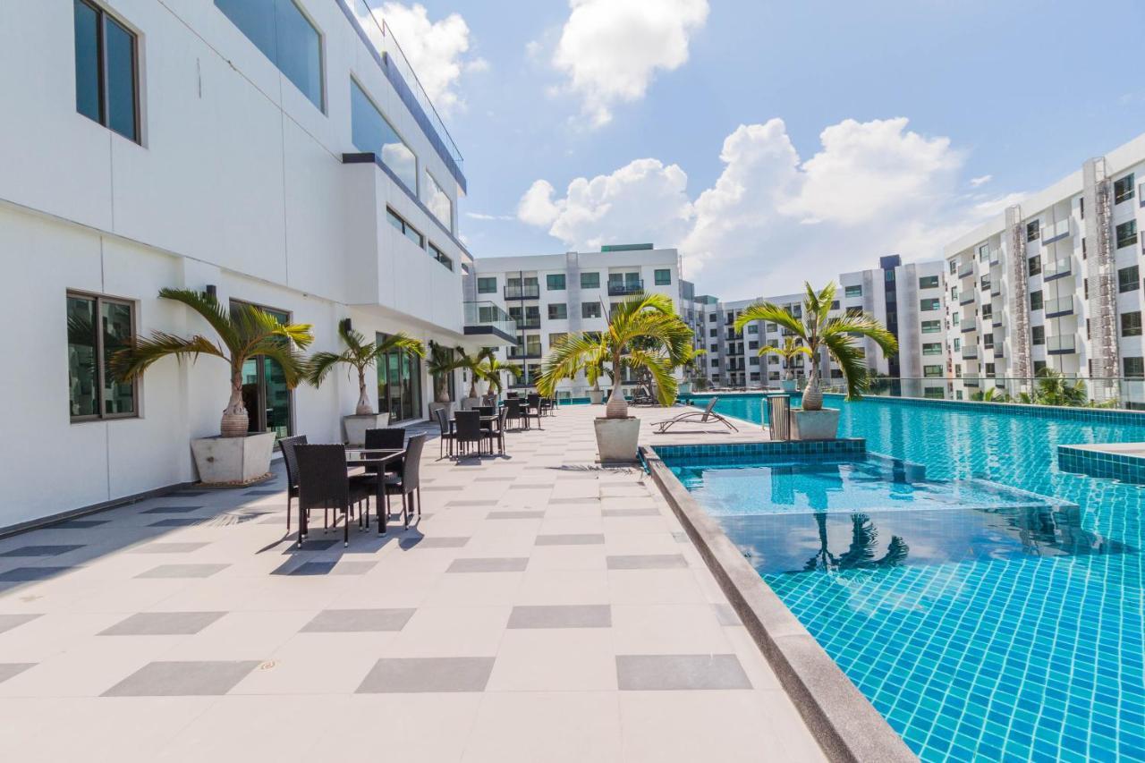 Arcadia Beach Resort By Psr Pattaya ภายนอก รูปภาพ