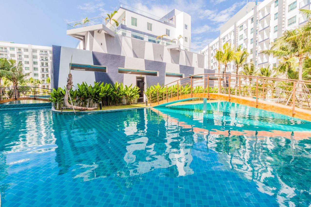 Arcadia Beach Resort By Psr Pattaya ภายนอก รูปภาพ