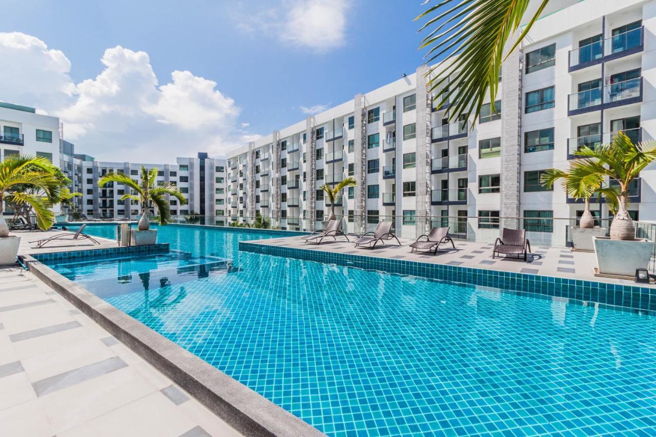 Arcadia Beach Resort By Psr Pattaya ภายนอก รูปภาพ